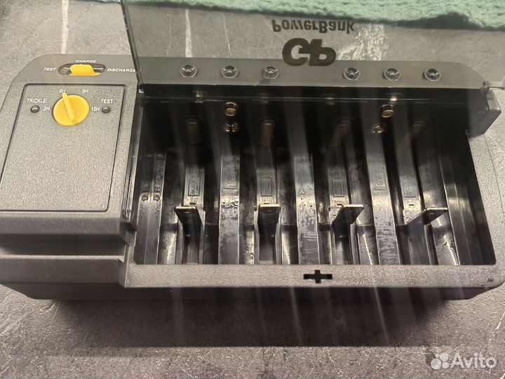 Зарядное устройство для аккумуляторных батареек