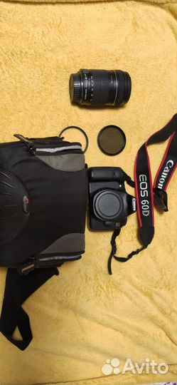 Зеркальный фотоаппарат Canon EOS 60D
