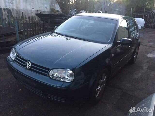 Разбор на запчасти Volkswagen Golf 4