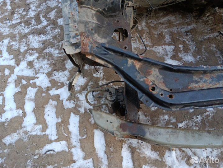 Передняя часть Nissan Almera G15 1.6 2014