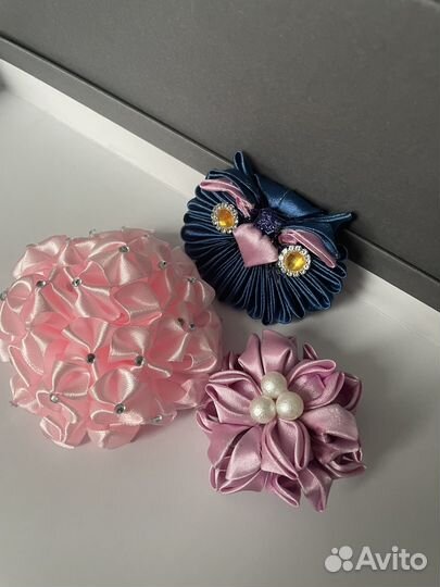 Брошь и банты ручной работы