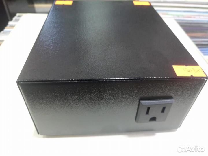 Понижающий трансформатор с 220 В на 100/110 В