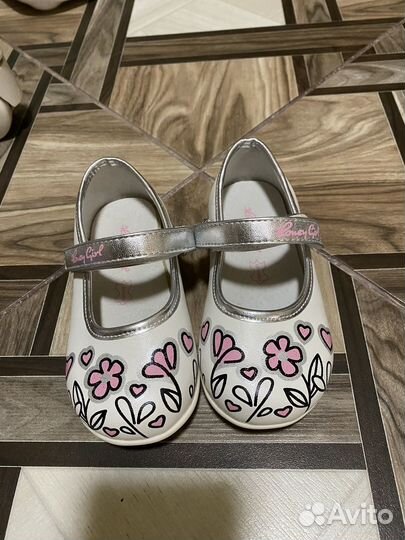 Туфли на девочку