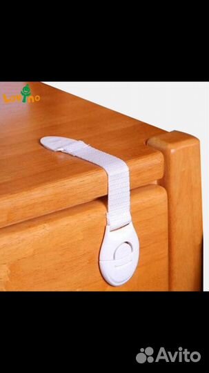 Фиксатор универсальный для холодильника и дверей