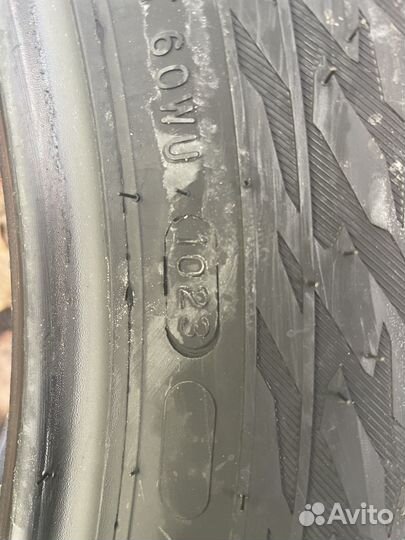 Nokian Tyres Hakkapeliitta 9 SUV 235/55 R19 105T