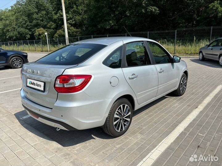 LADA Granta 1.6 МТ, 2023, 4 015 км