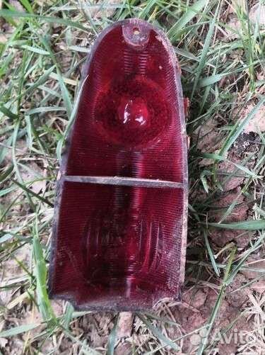 Стекло заднего фонаря москвич