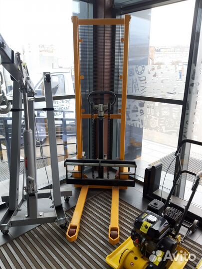 Штабелер ручной г/п 1,5т высота подъема 1,6м