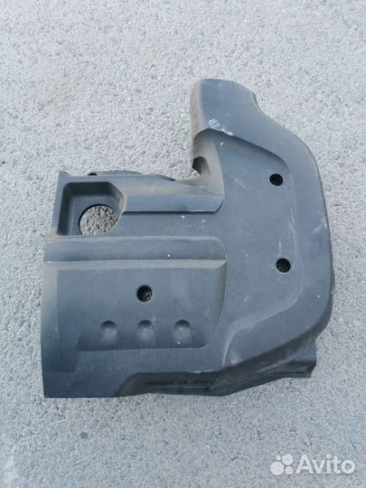 Крышка двигателя chevrolet niva