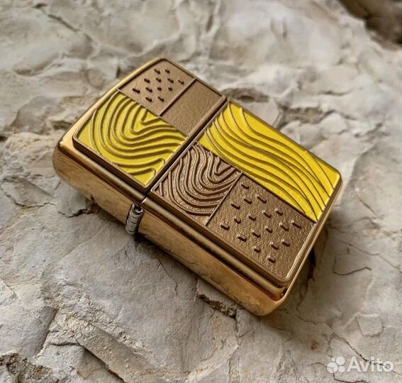 Зажигалки Zippo - серия Colours Journey