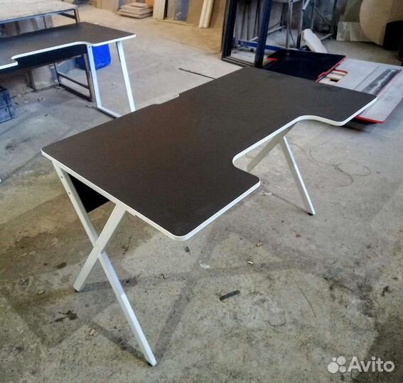 Компьютерный стол/стол геймерский
