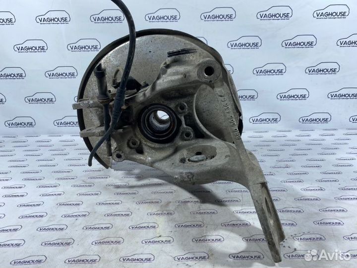 Кулак поворотный задний правый Audi A7 4G 3.0 CGW