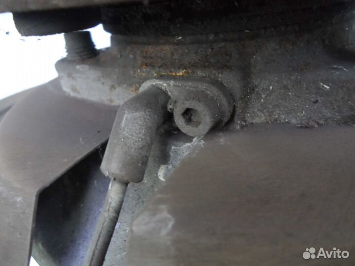 Кулак поворотный правый Dodge Ram 4 1500 68044700