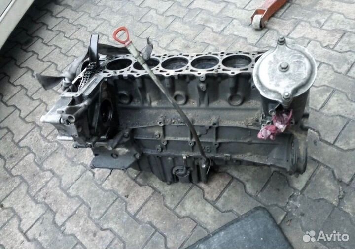 Блок двигателя Мерседес W140 3.5д ом 603