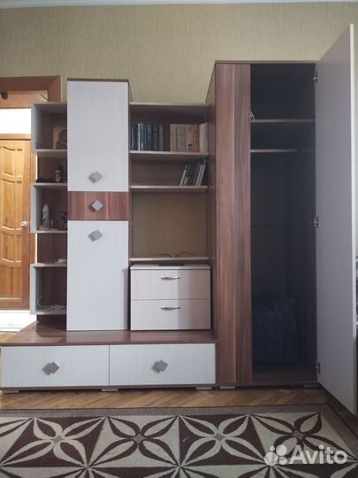 Стенка в гостиную со шкафом