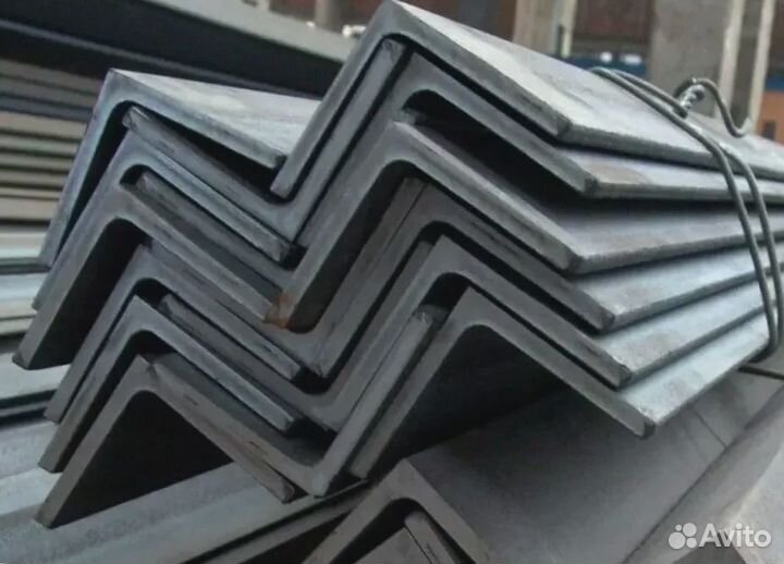 Уголок стальной