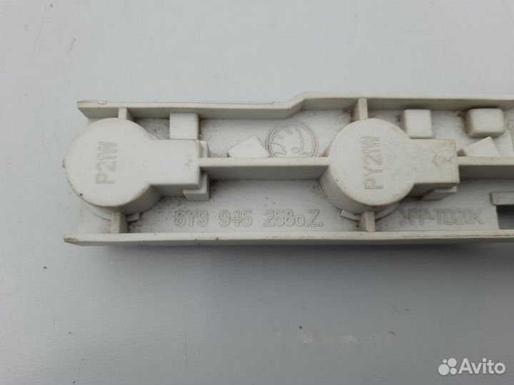 Плата заднего правого фонаря Skoda Fabia