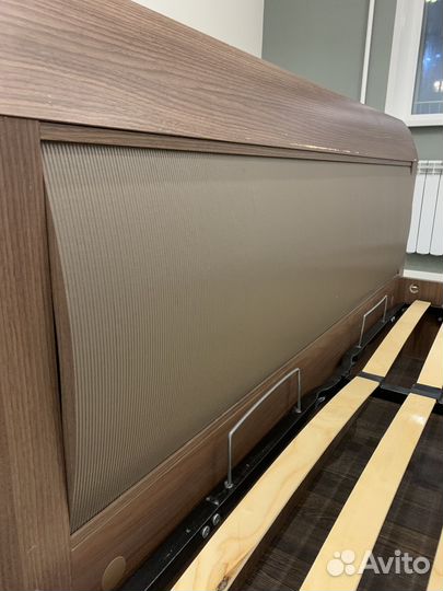 Кровать двухспальная бу