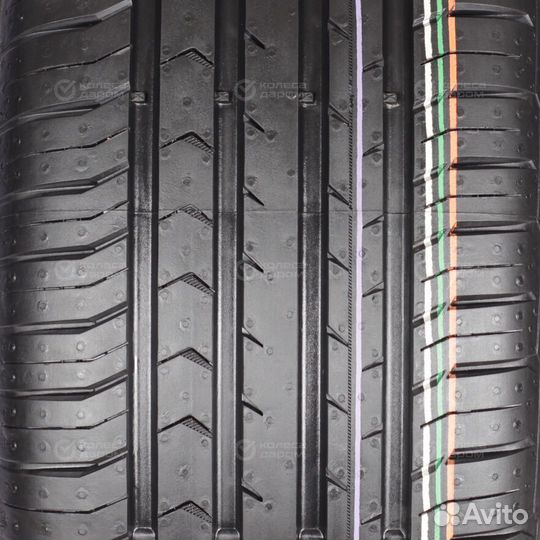 Continental ContiPremiumContact 5 215/55 R17 94V