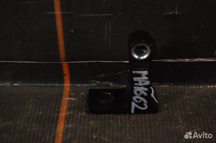 Петля двери задняя левая - Audi A4 B8