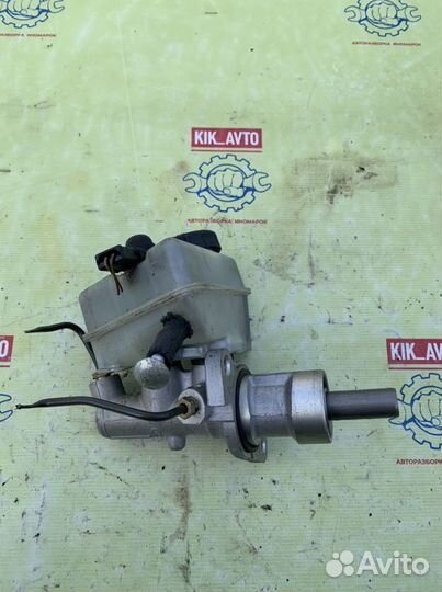 Главный тормозной цилиндр Mercedes W202