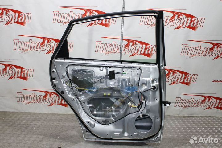 Дверь задняя левая Toyota Prius 20 W20 NHW20