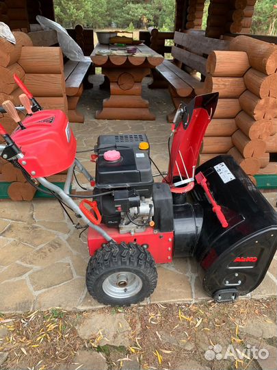 Снегоуборщик AL-KO 700E бензиновый самоходный бу