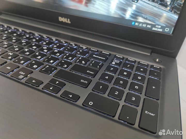 Ноутбук для игр учебы работы FullHD Новый-Акб Dell