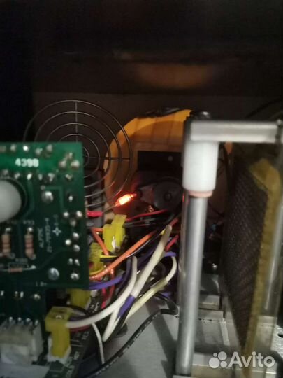 Озонатор воздуха / генератор living AIR model 880