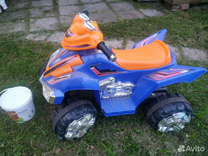 Детский квадроцикл на аккумуляторе бу