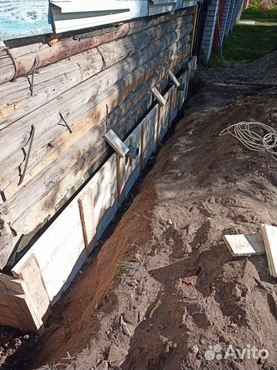 Бригада строителей