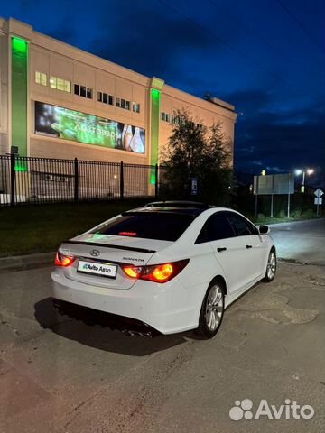 Hyundai Sonata 2.0 AT, 2011, 60 000 км с пробегом, цена 1500000 руб.