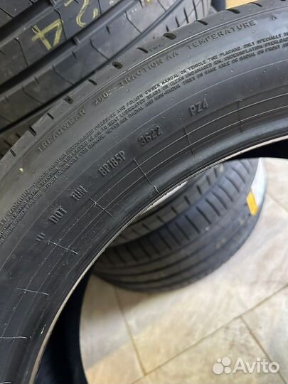 Pirelli P Zero 285/40 R22 и 325/35 R22