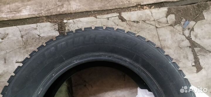 Bridgestone Ice Cruiser 5000 205/60 R15 91T