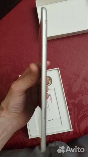 Продам iPad mini 32gb белый