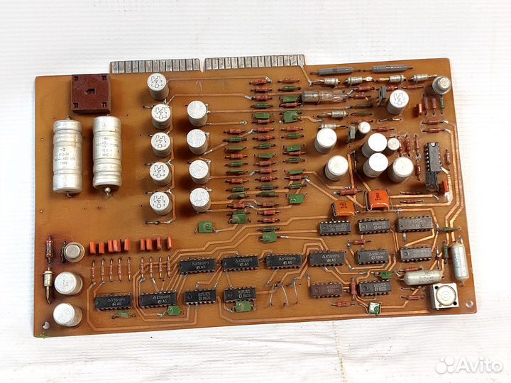 Дорого. Приобрету платы радиодетали аппаратуру