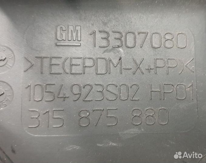 Воздуховод Opel Astra J