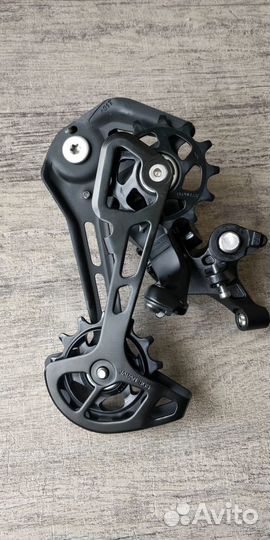 Переключатель Shimano Deore RD-M6100