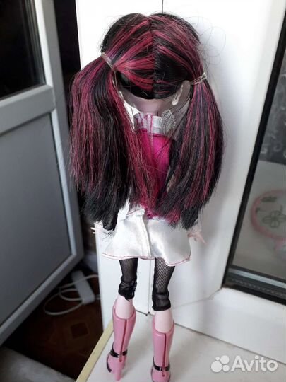 Кукла монстер хай Дракулаура базовая