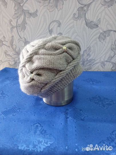 Шапка женская вязаная