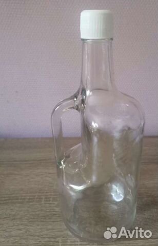 Стеклянная бутылка с ручкой 1,75л