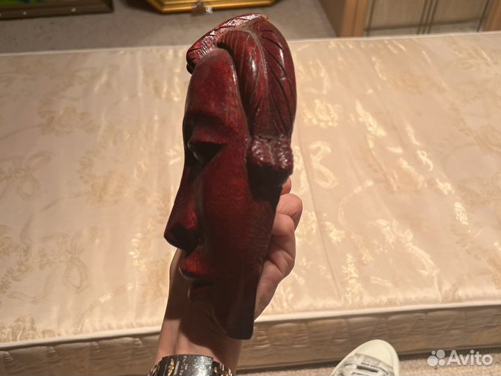 Африканская лицевая маска дерево