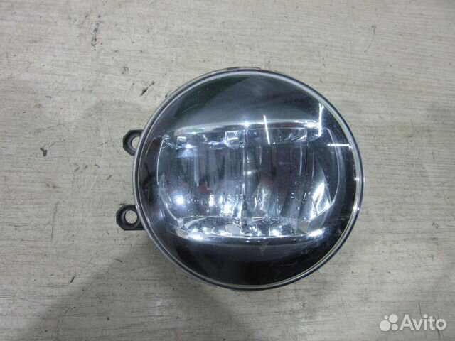 Фара противотуманная правая Toyota Land Cruiser
