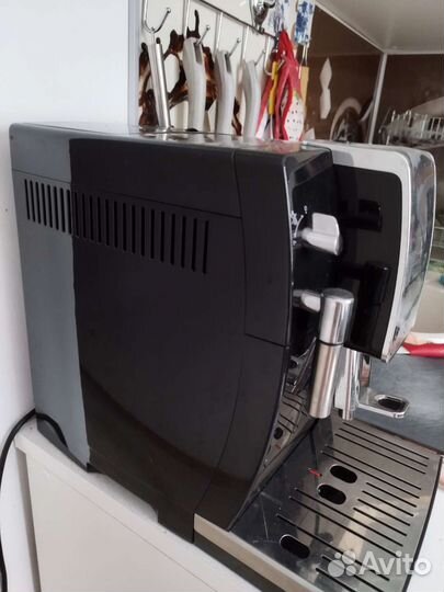 Кофемашина delonghi dinamica