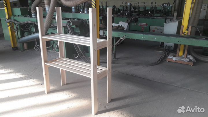 Стеллажи деревянные