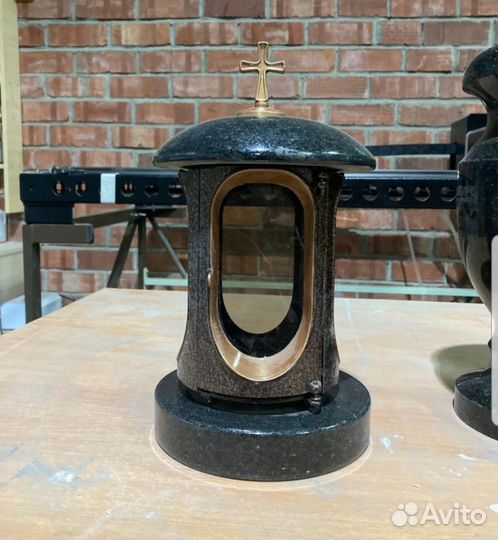 Вазы габбро