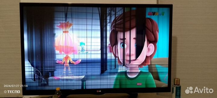 Разбитый,на запчасти, могу скинуть немного