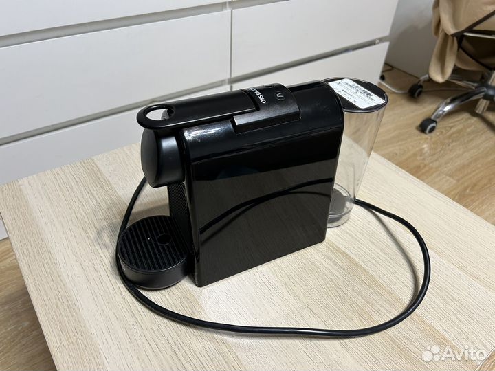 Кофемашина De'Longhi Nespresso Essenza Mini