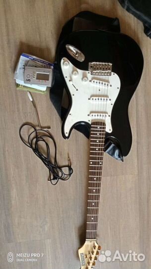 Электро гитара