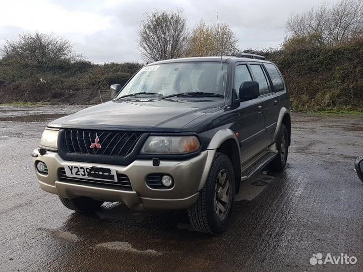 Разбор на запчасти Mitsubishi Montero Sport / Paje